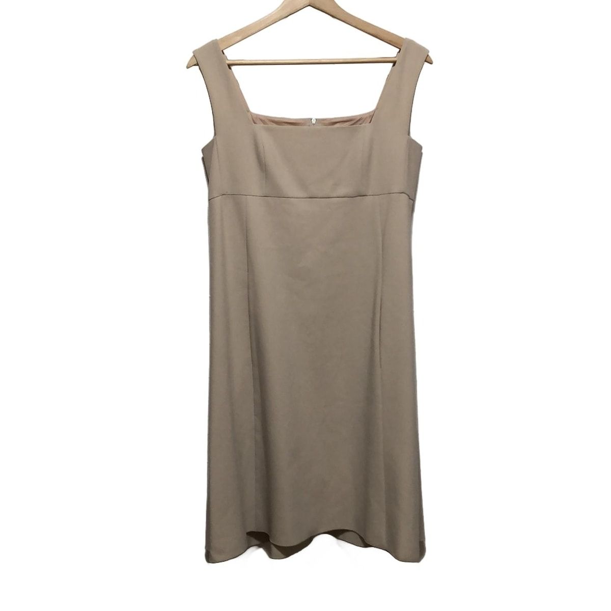 FOXEY NEW YORK フォクシーニューヨーク ワンピース サイズ42 L レディース - 26688 ベージュ スクエアネック ノースリーブ ひざ丈