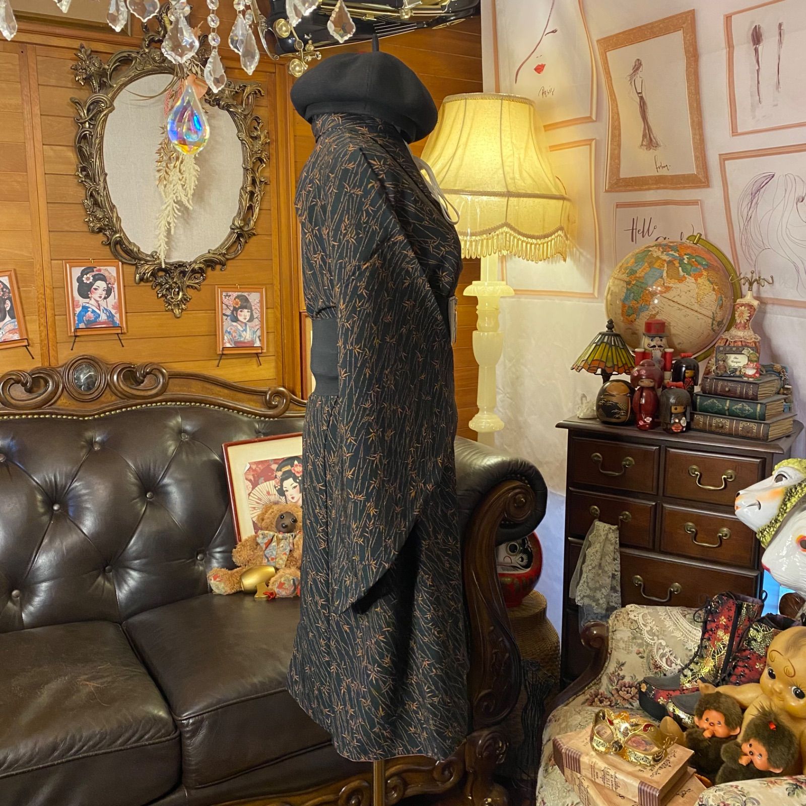 竹影揺れる 黒の余白