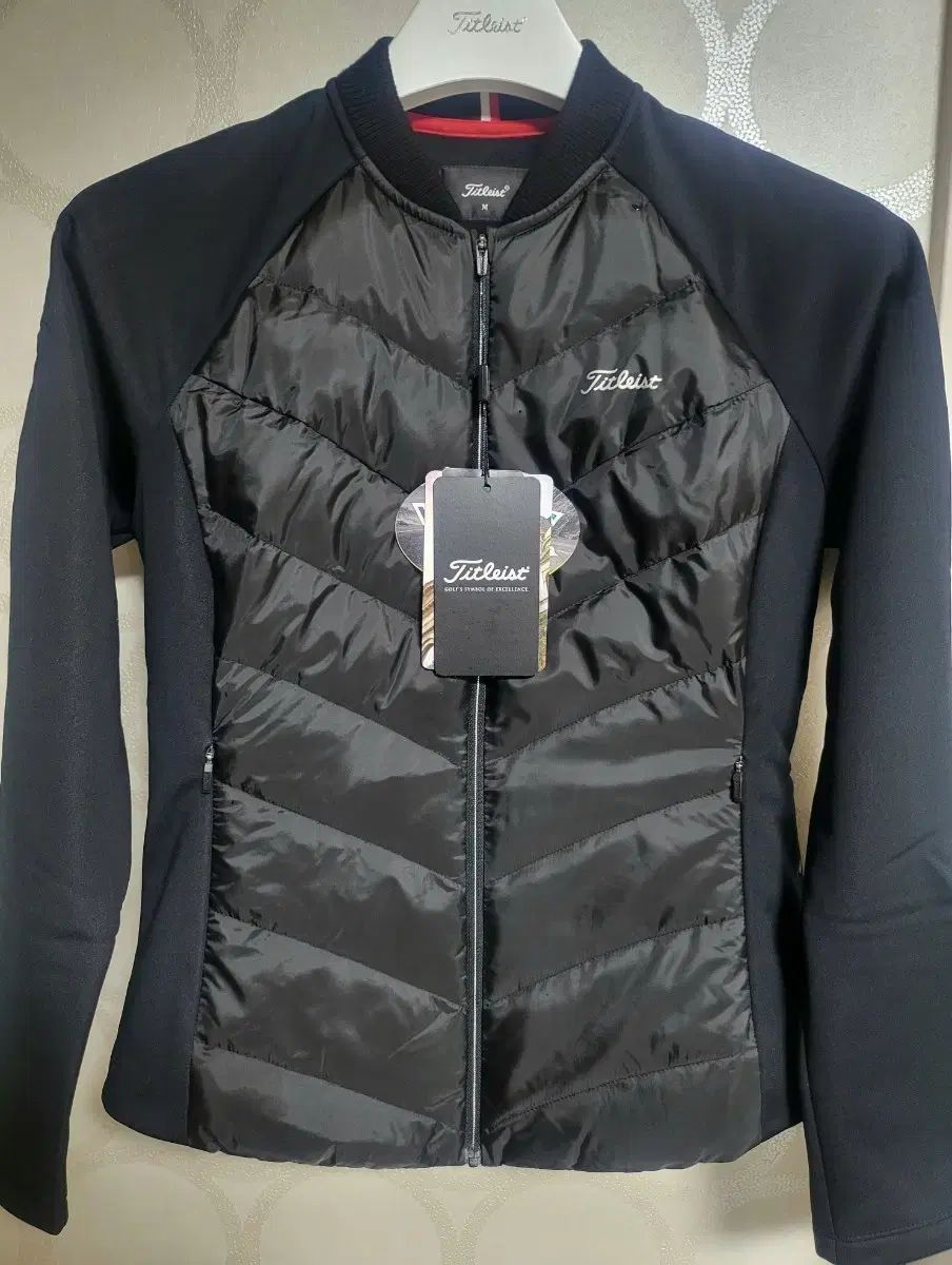Titleist タイトリスト ツアーフィット レディース 軽量ダウン ウィンドブレーカー 冬アウター M