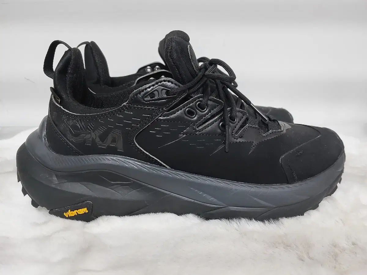 HOKA ONE ONE ホカオネオネ カハ 2 ロウ GTX ブラック 265mm