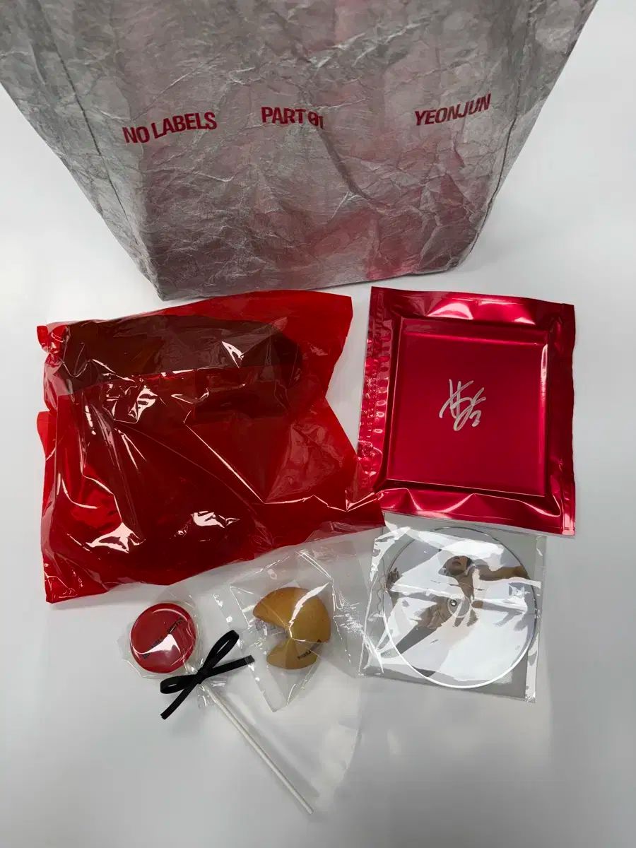 TOMORROW X TOGETHER TXT ヨンジュン YEONJUN チェヨンジュン リース パーティー セット サイン 招待状