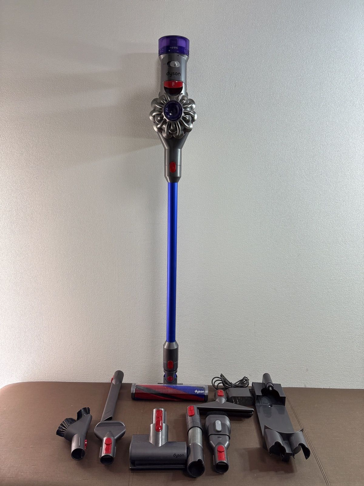 dyson V 8 Fluffy SV 10 K