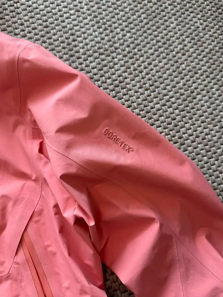 アークテリクス ZETA