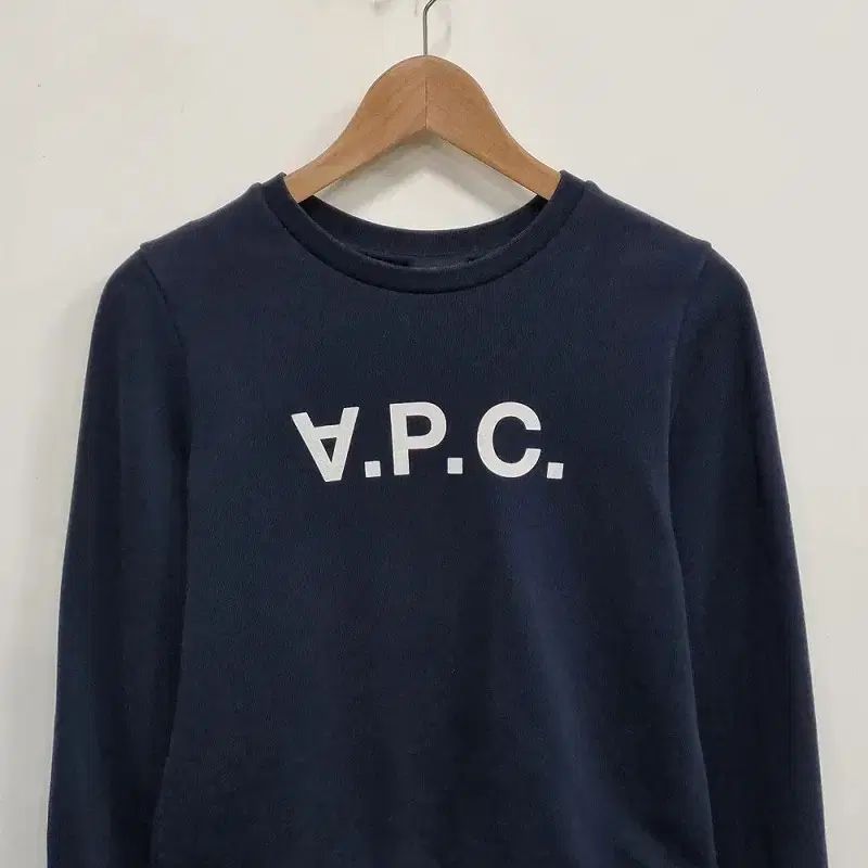 持続する レディース Sサイズ A.P.C. アーペーセー 21FW ロゴプリンティング コットン スウェット 速い船積できます!