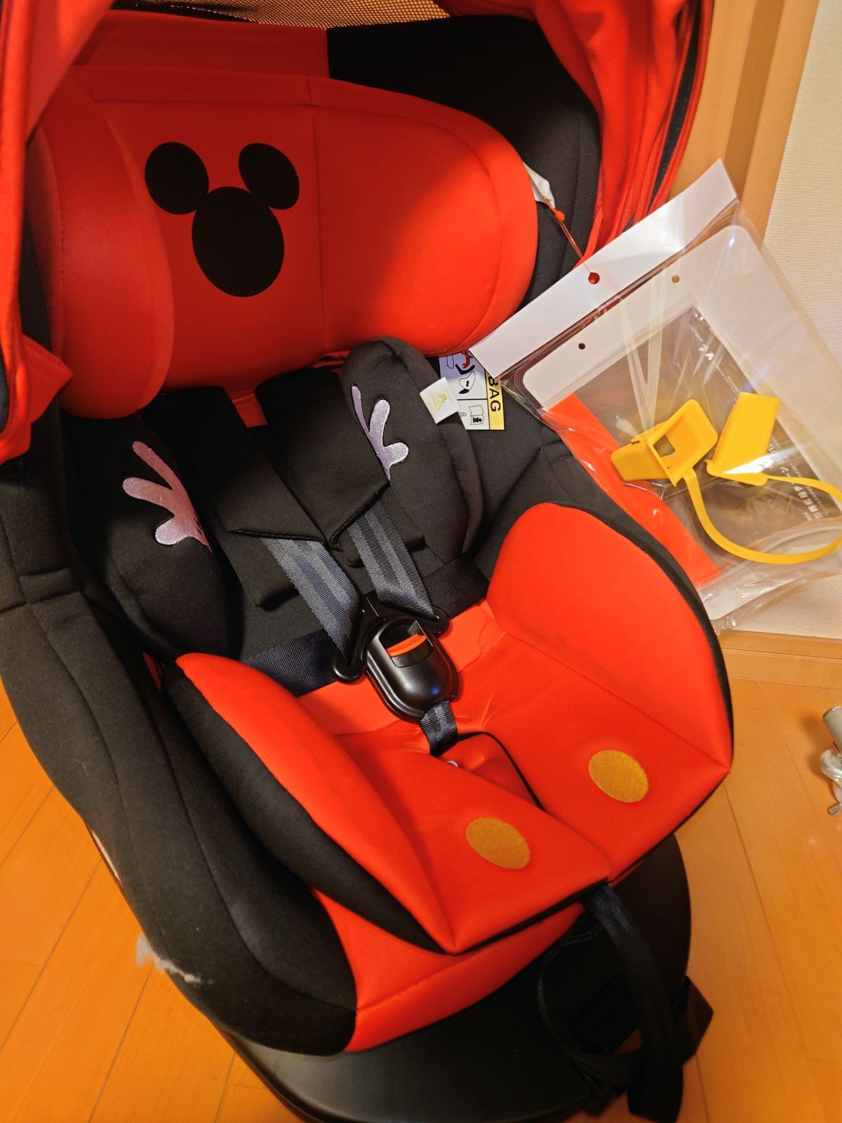 チャイルドシート ISOFIX