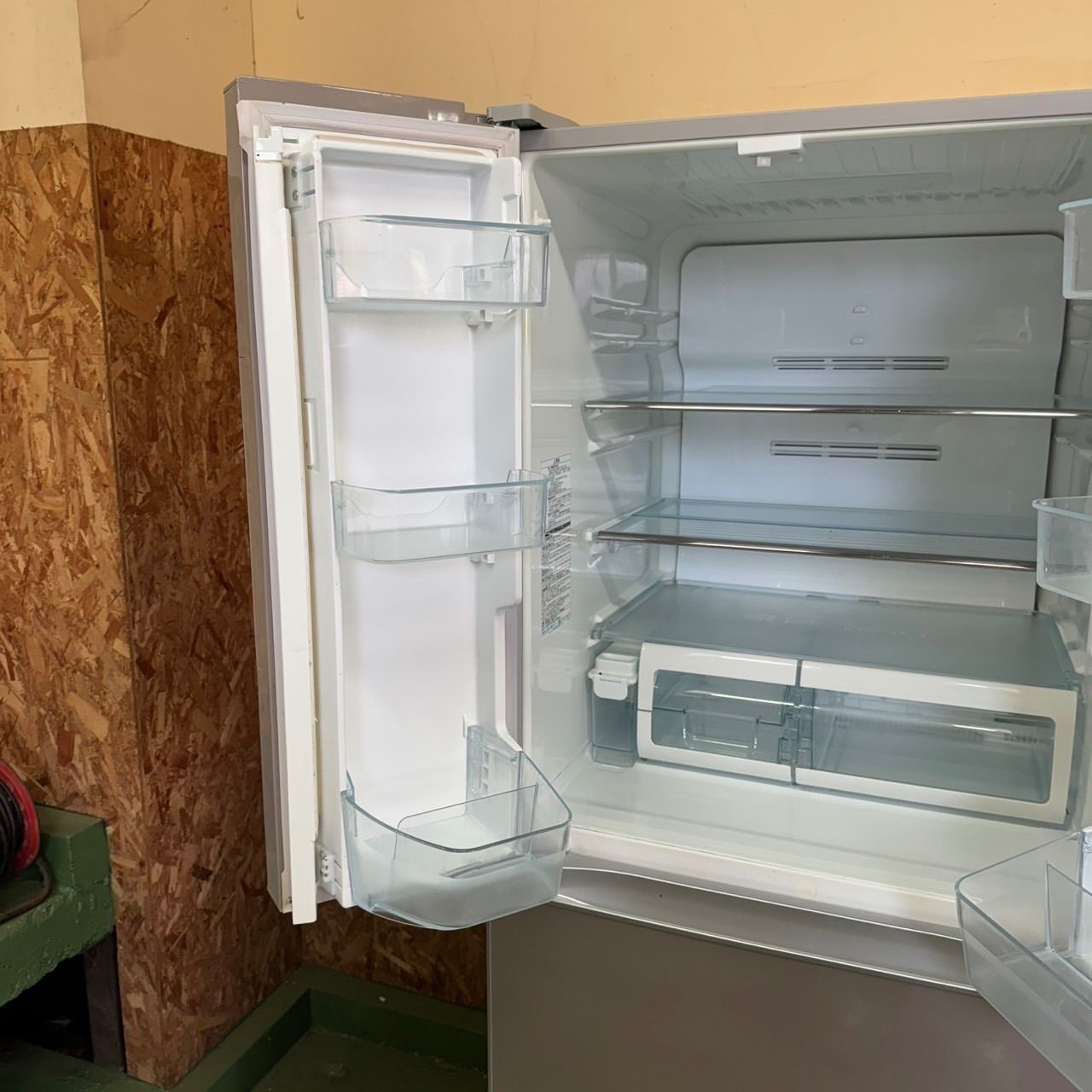 290 送料設置無料 訳あり特売品 大型冷蔵庫 556L 500L強 小型 家庭用  