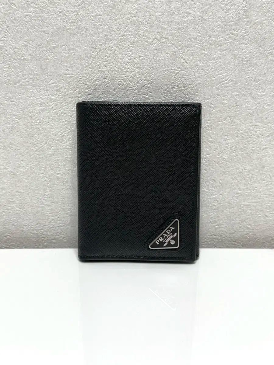 デパート A PRADA サフィアーノ 3段 二つ折り財布