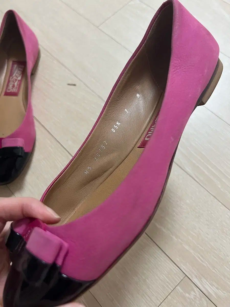  フェラガモ 靴 サイズ240 フラットシューズ バレエシューズ パンプス