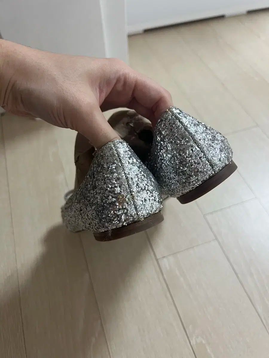  フェラガモ フラット シルバー シューズ フラットシューズ バレエシューズ パンプス