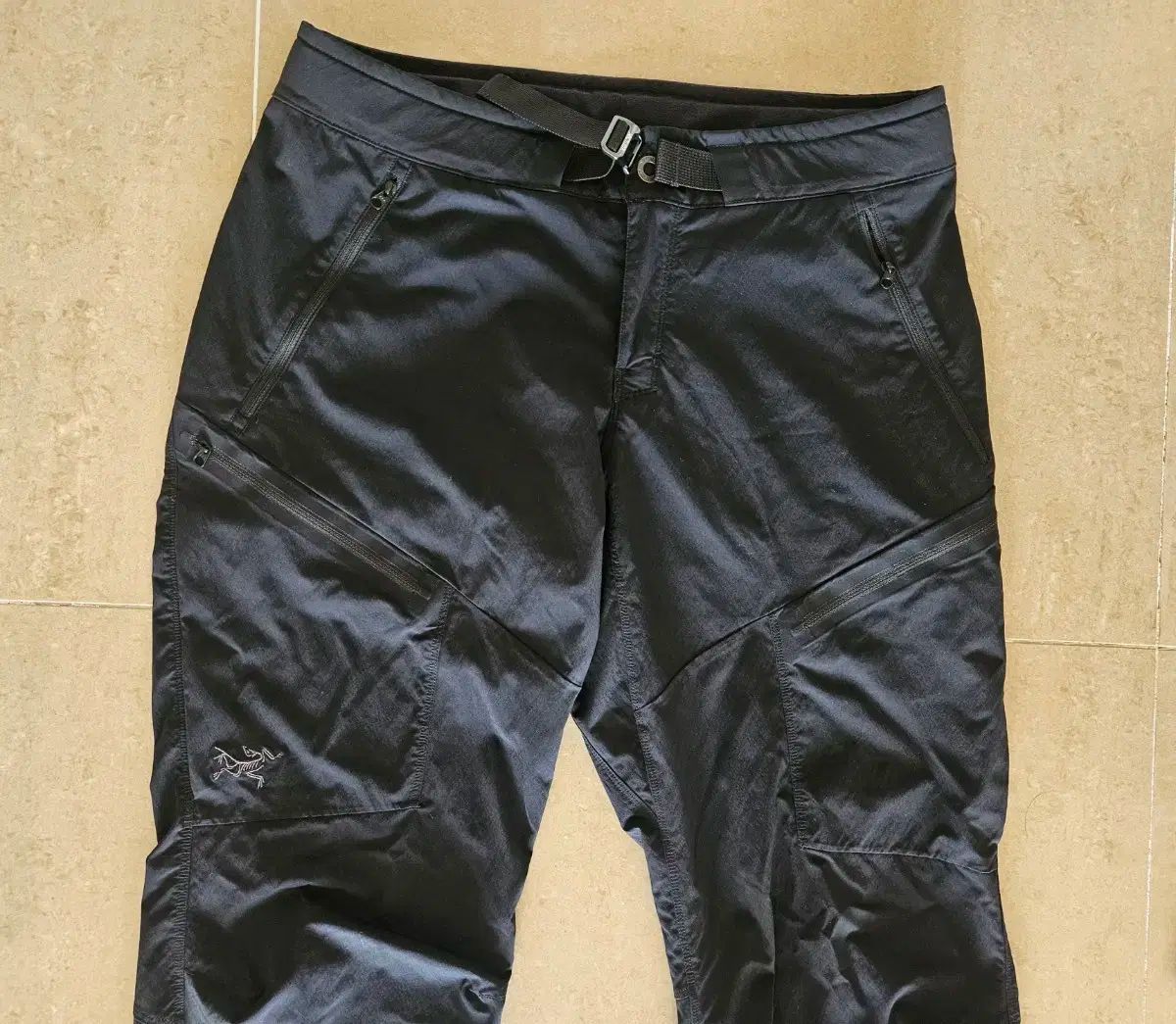 フェリサイド パンツ