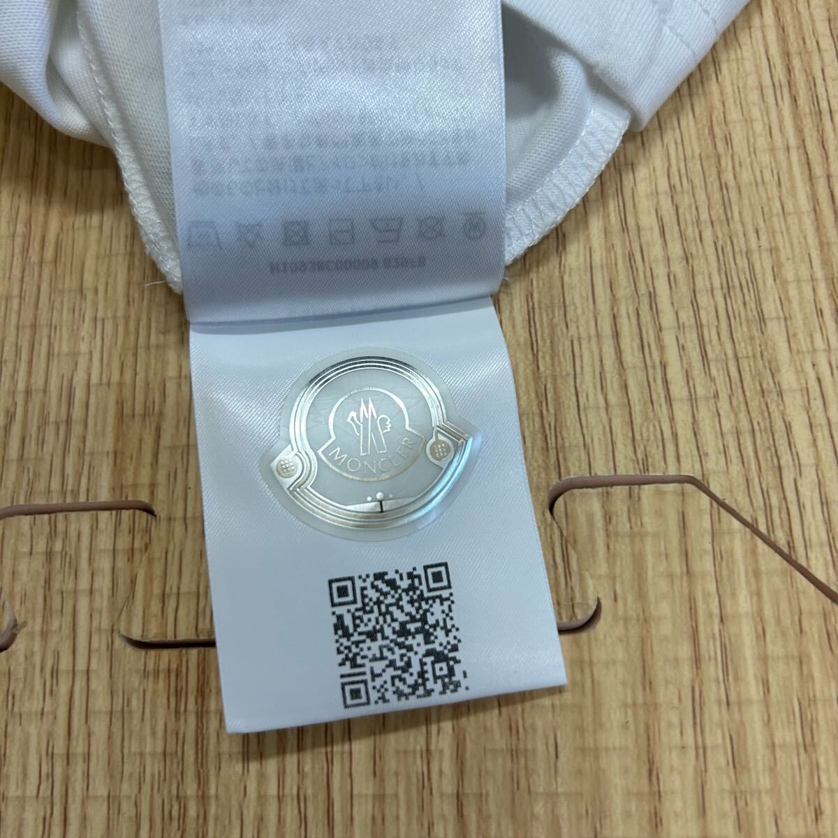  MONCLER モンクレール半袖Tシャツ白ピンクS 半袖(Tシャツ) Tシャツ カットソー