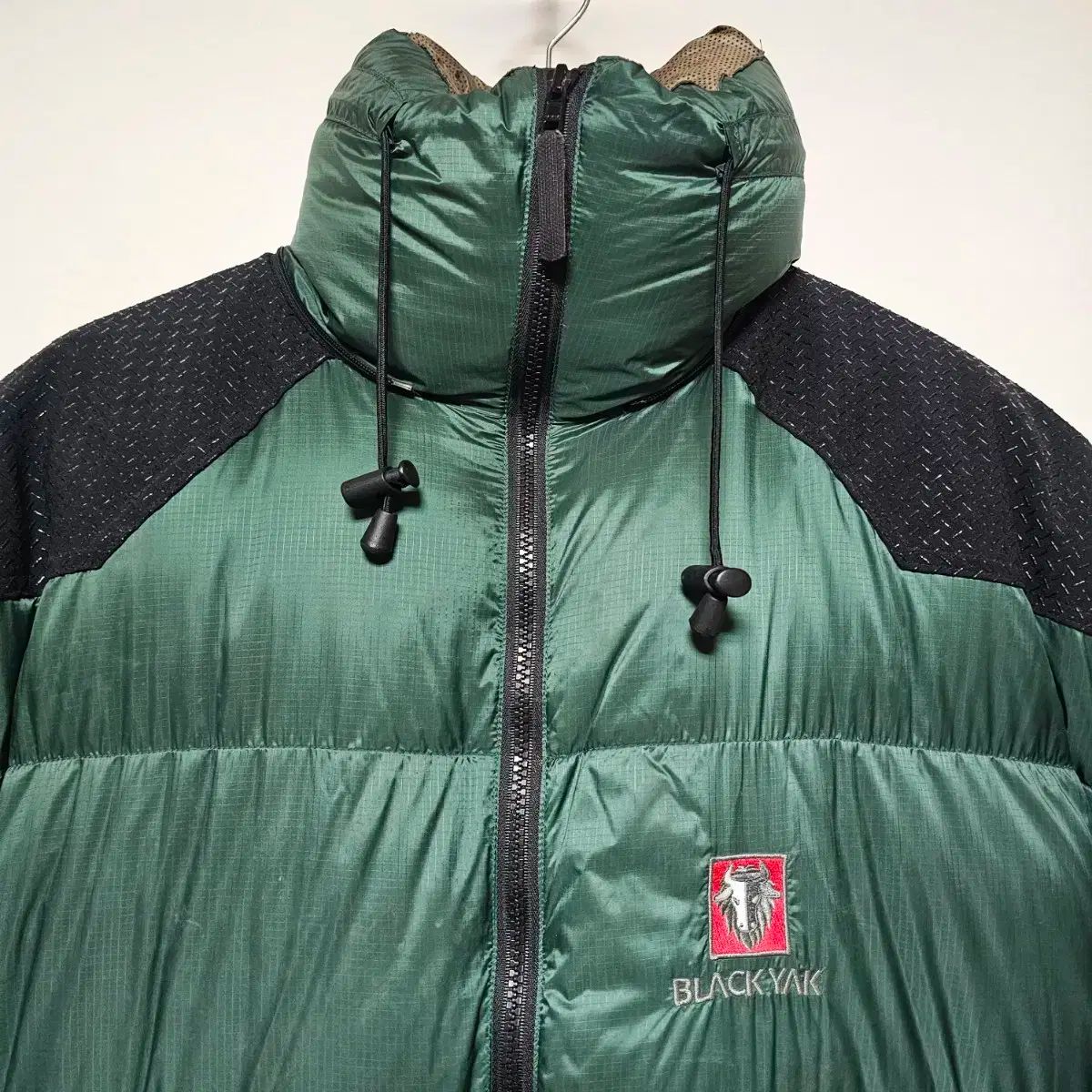 BLACK YAK バランドレ Bバルト ダウンジャケット ダウン 105サイズ