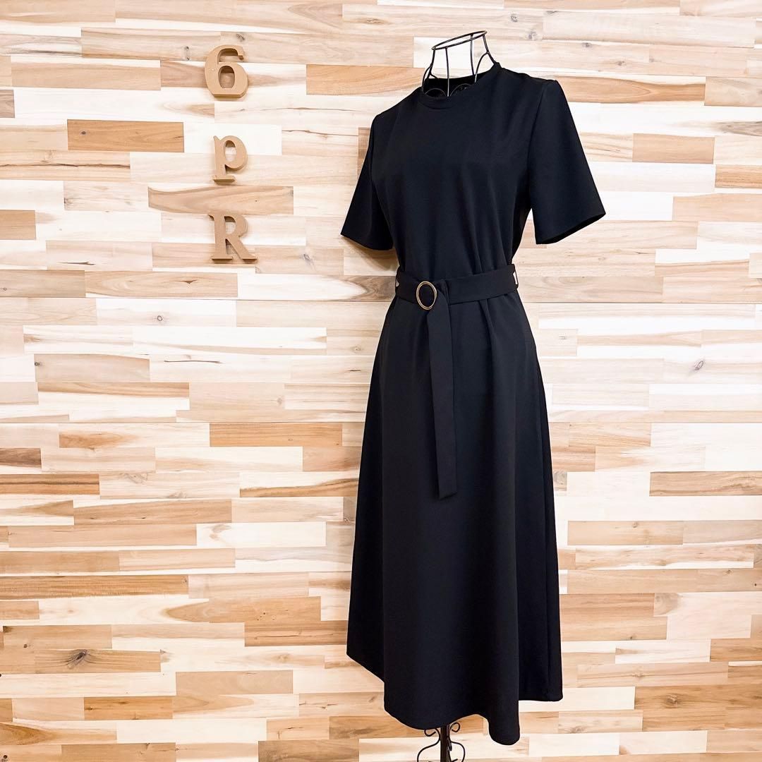 ザラ リングベルト ポンチ ロング ワンピース 半袖 無地 S 黒ブラック 金 クルーネック シンプル ドレス オールブラック