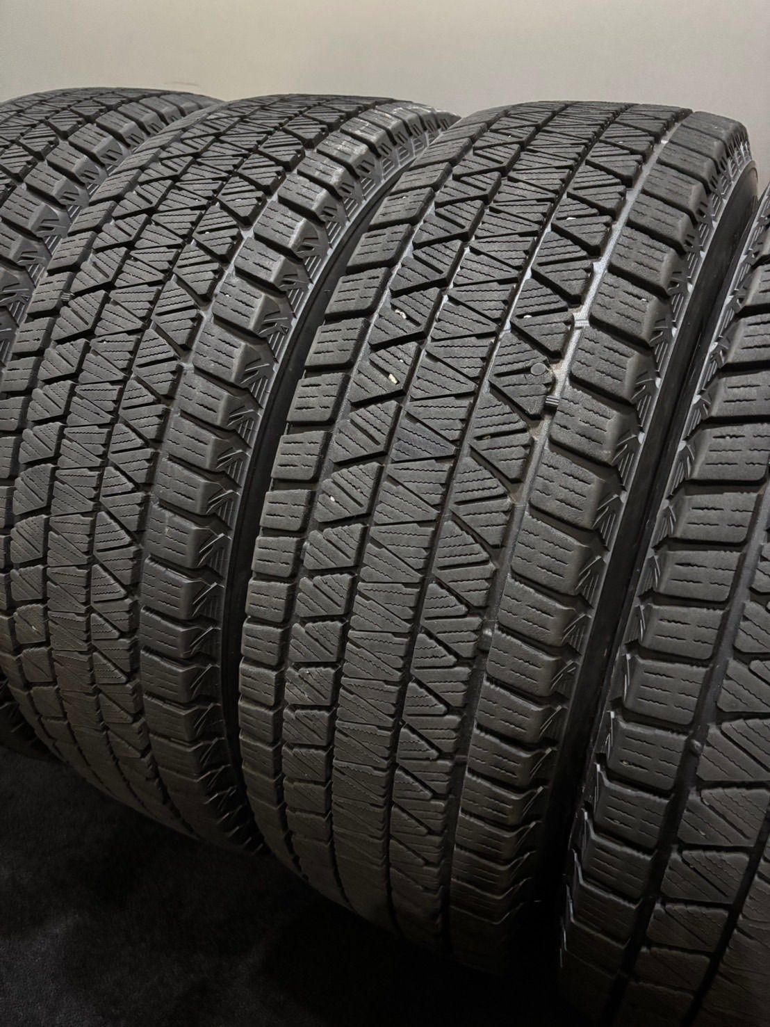 215 70 R 16 DM V 3 19年製 スタッドレス 4本 ブリヂストン ブリザック デリカ アウトランダー 南7 K 594