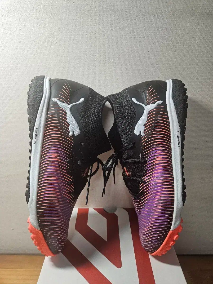 プーマ 퓨チャー8 プロケージ 265 tf サッカーシューズ