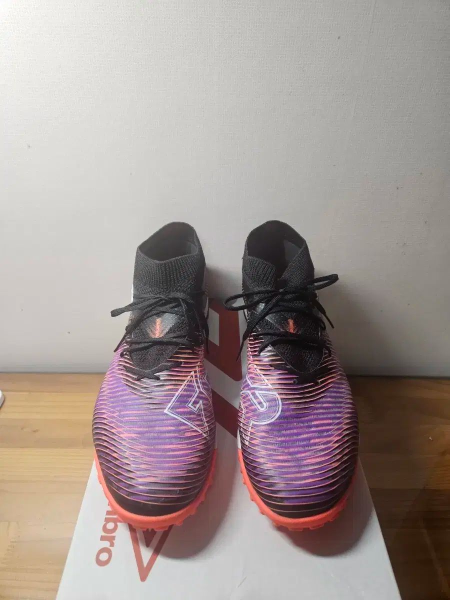 プーマ 퓨チャー8 プロケージ 265 tf サッカーシューズ