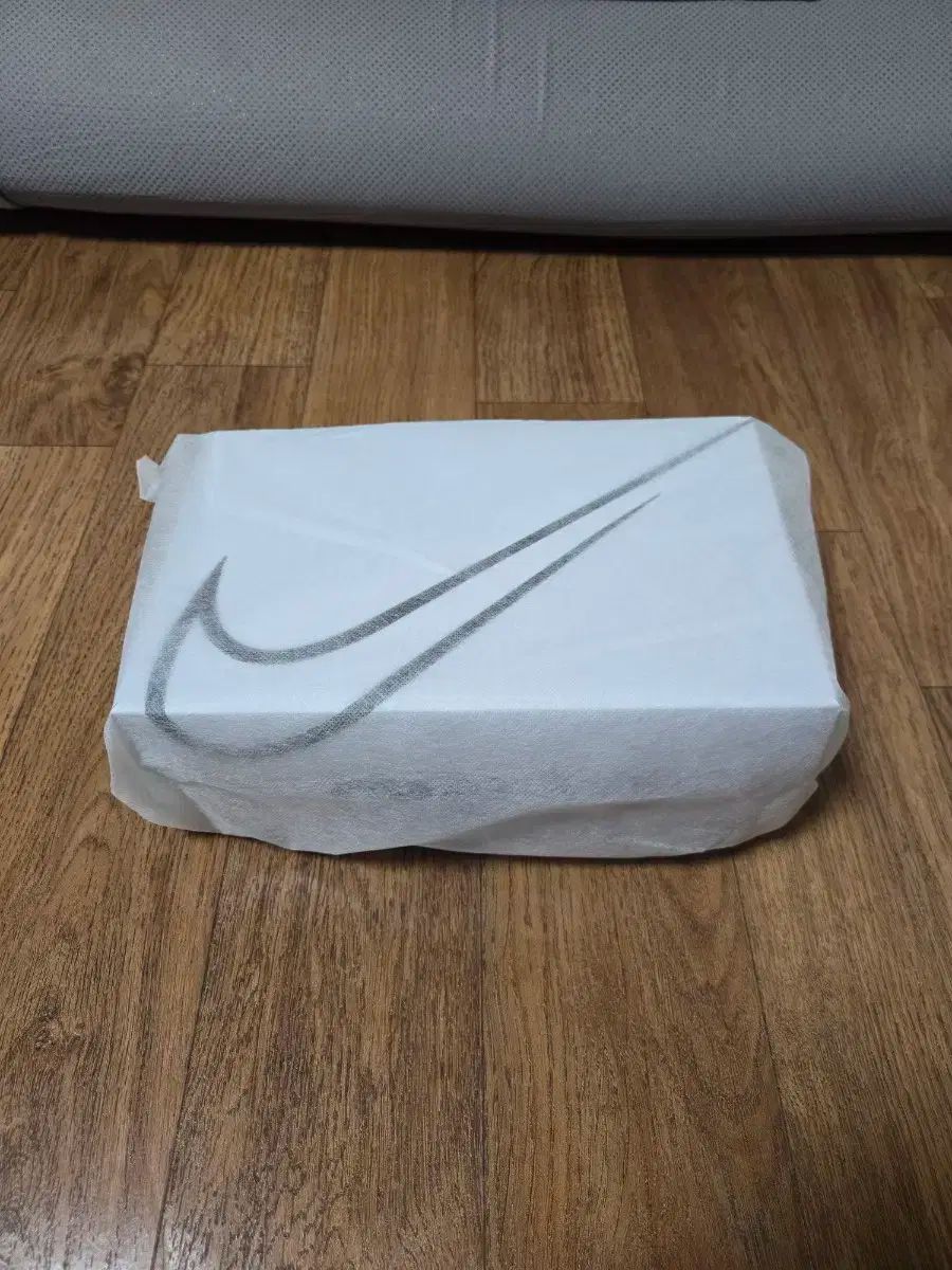 ナイキ エアズーム マックスフライ 275 スパイクシューズ 陸上シューズ