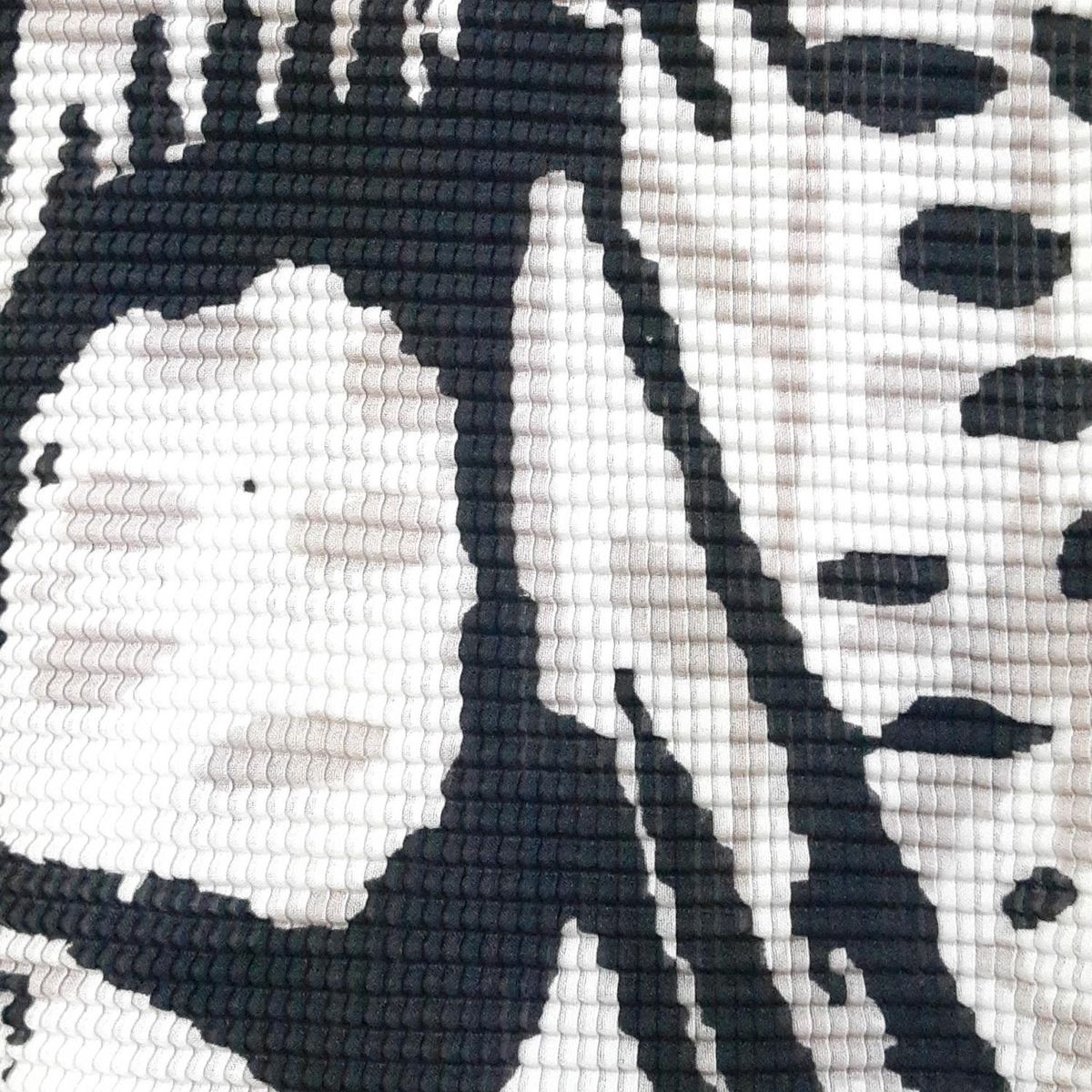 美品　希少　ミーイッセイミヤケ　アニマル柄　プリーツ　　カットソー　ボトルネック 美品 希少 ミーイッセイミヤケ アニマル柄 プリーツ カットソー ボトル