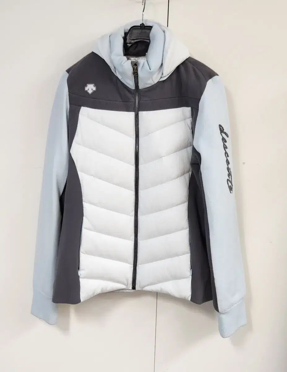 ゴルフ グースダウン