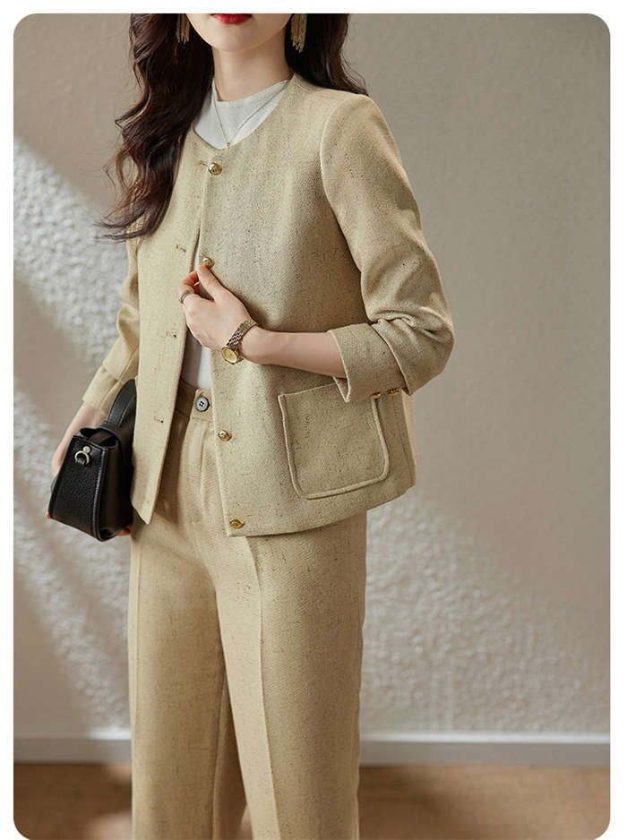 パンツスーツ ツイード風