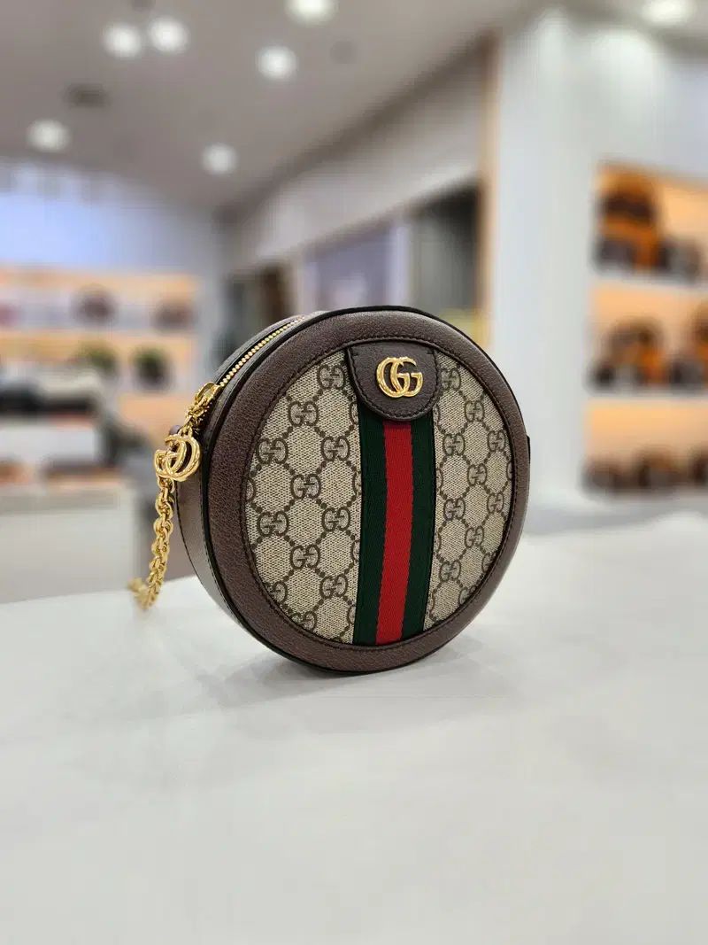 グッチ オフィディア GG ラウンド ミニ チェーン ショルダーバッグ 550618
