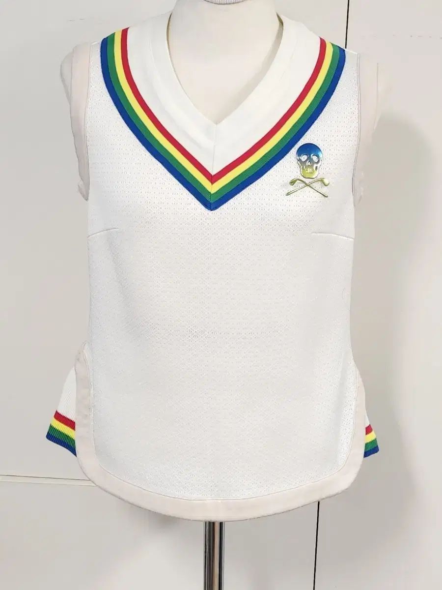 MARK - LONA マークアンドロナ ゴルフベスト 38