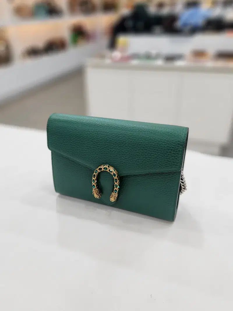 チェーン クロスバッグ