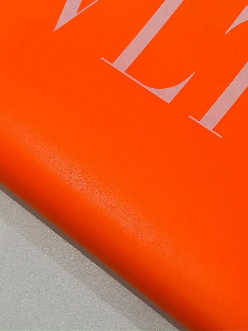 ヴァレンティノ VLTN