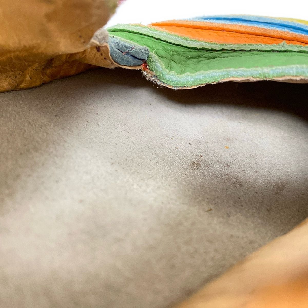 - ダークイエロー×ブルー×マルチ