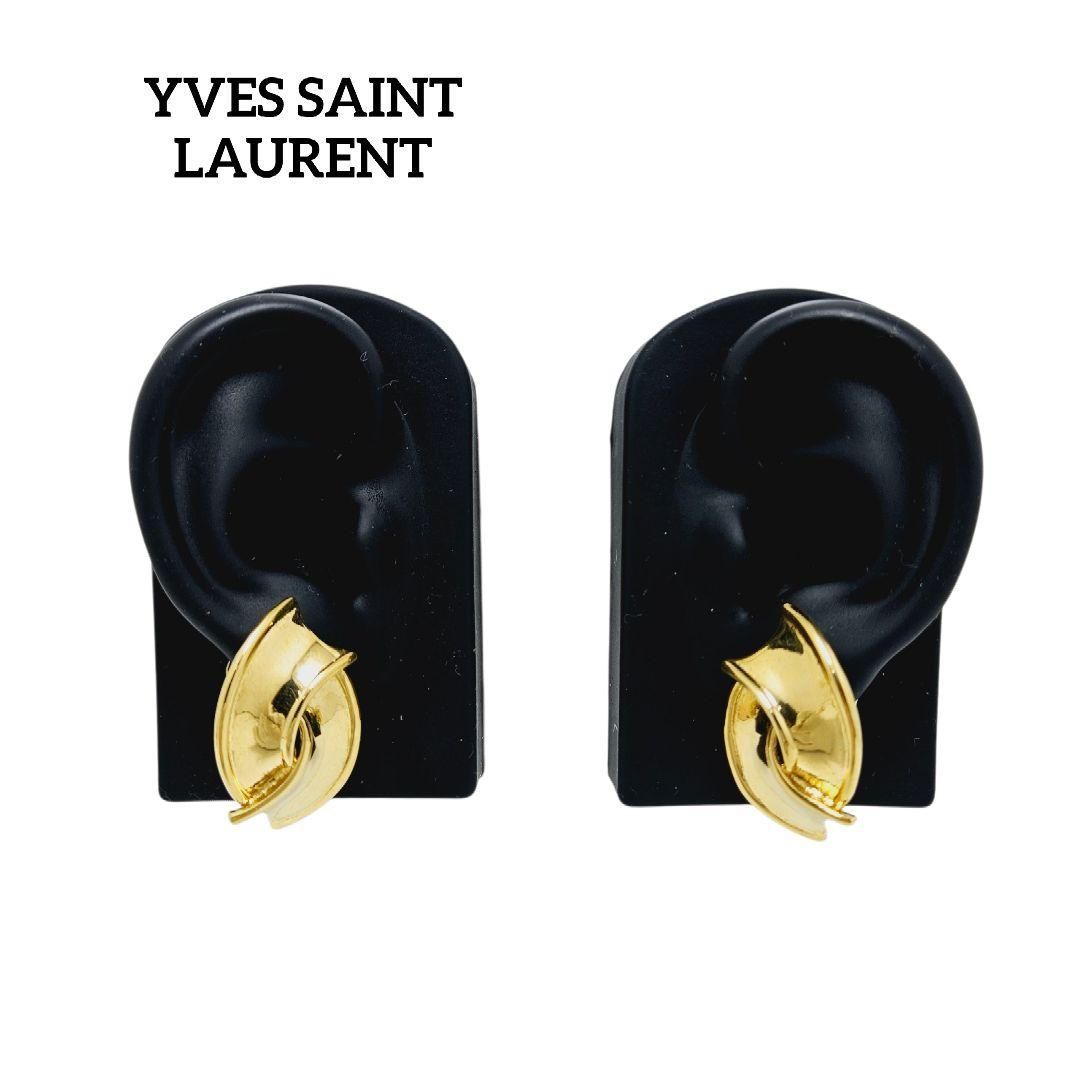 イヴ サンローラン イヤリング 大ぶり ゴールド