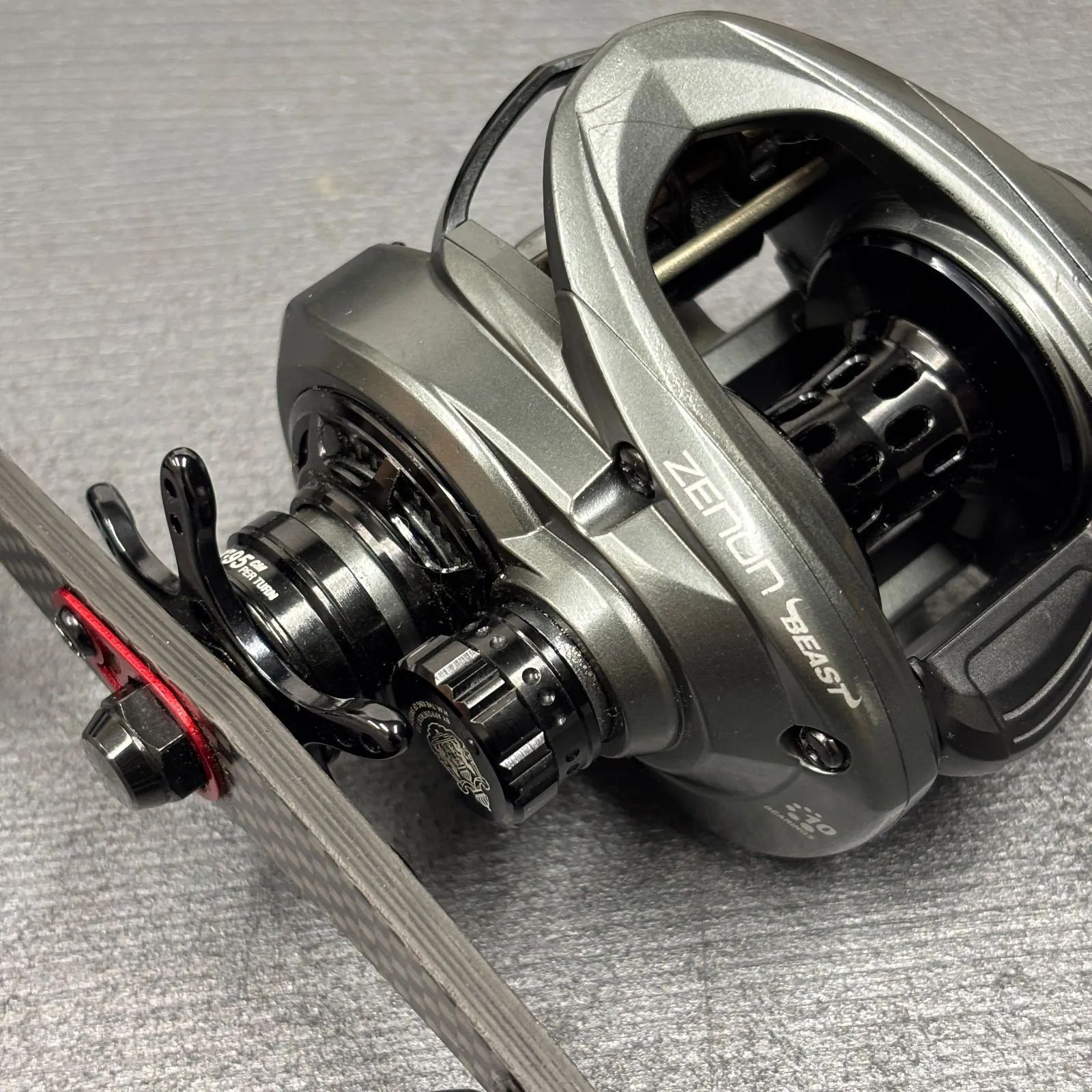 アブガルシア ゼノン ビースト 9−L No.2752 - メルカリ