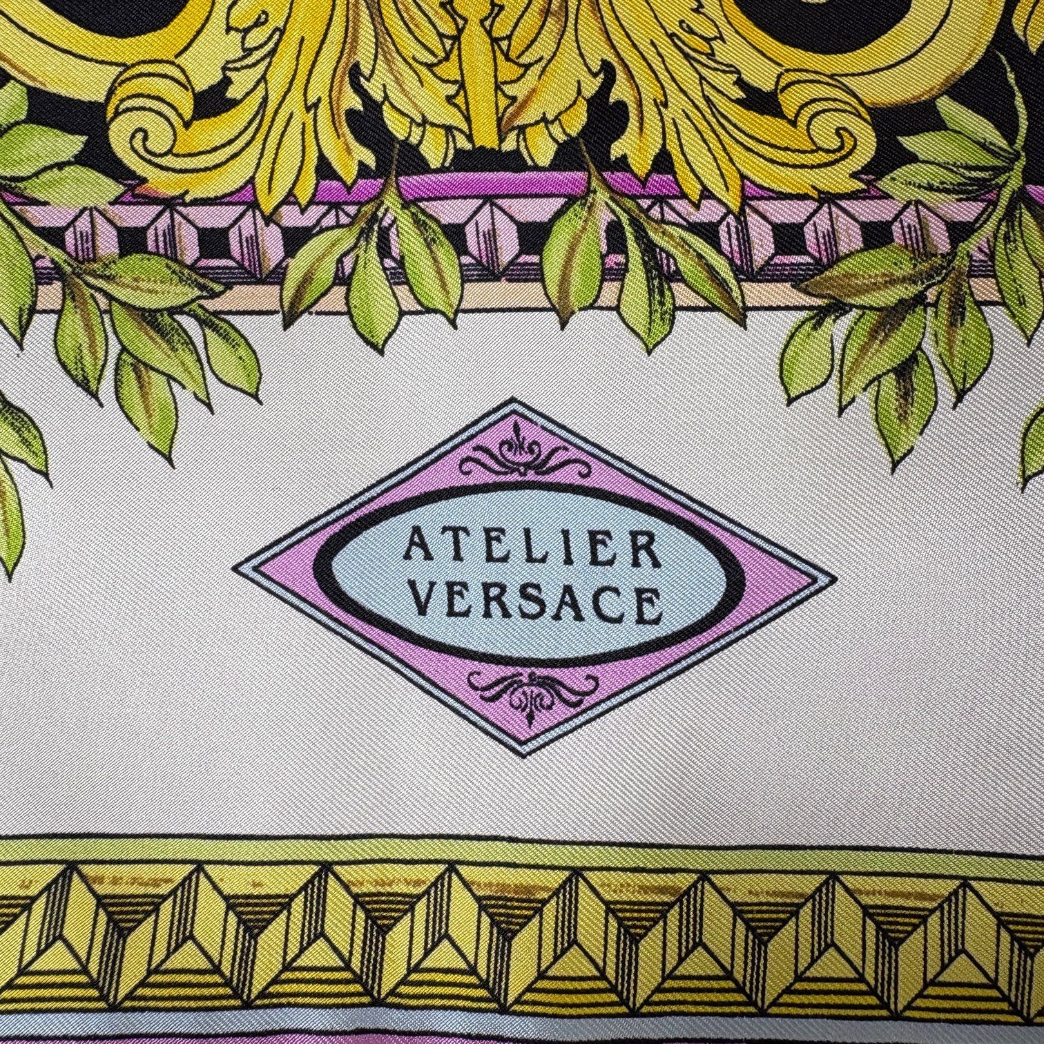 ヴェルサーチ アトリエヴェルサーチ スカーフ ストール ヴィンテージ シルク 大判 天使 Vintage Atelier Versace Silk Scarf Shawl Large Angel Print Medusa Made in Italy