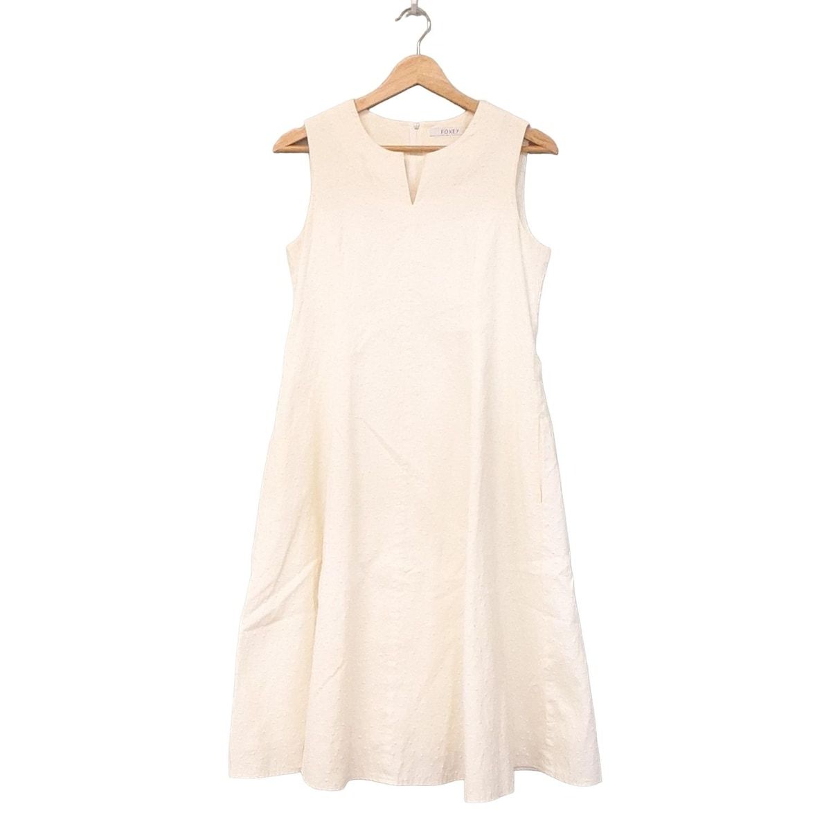フォクシーニューヨーク　新品　40サイズ フォクシー ワンピース サイズ40 フォクシーニューヨーク ワンピース