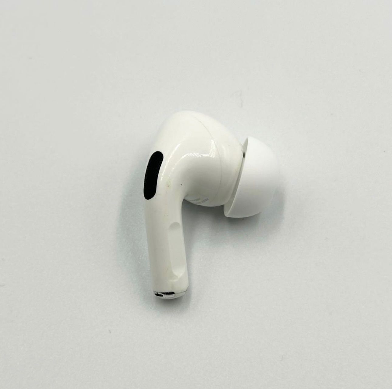 美品✨️】Apple AirPods Pro 第1世代 右耳のみ A2083 正規品 オーディオ