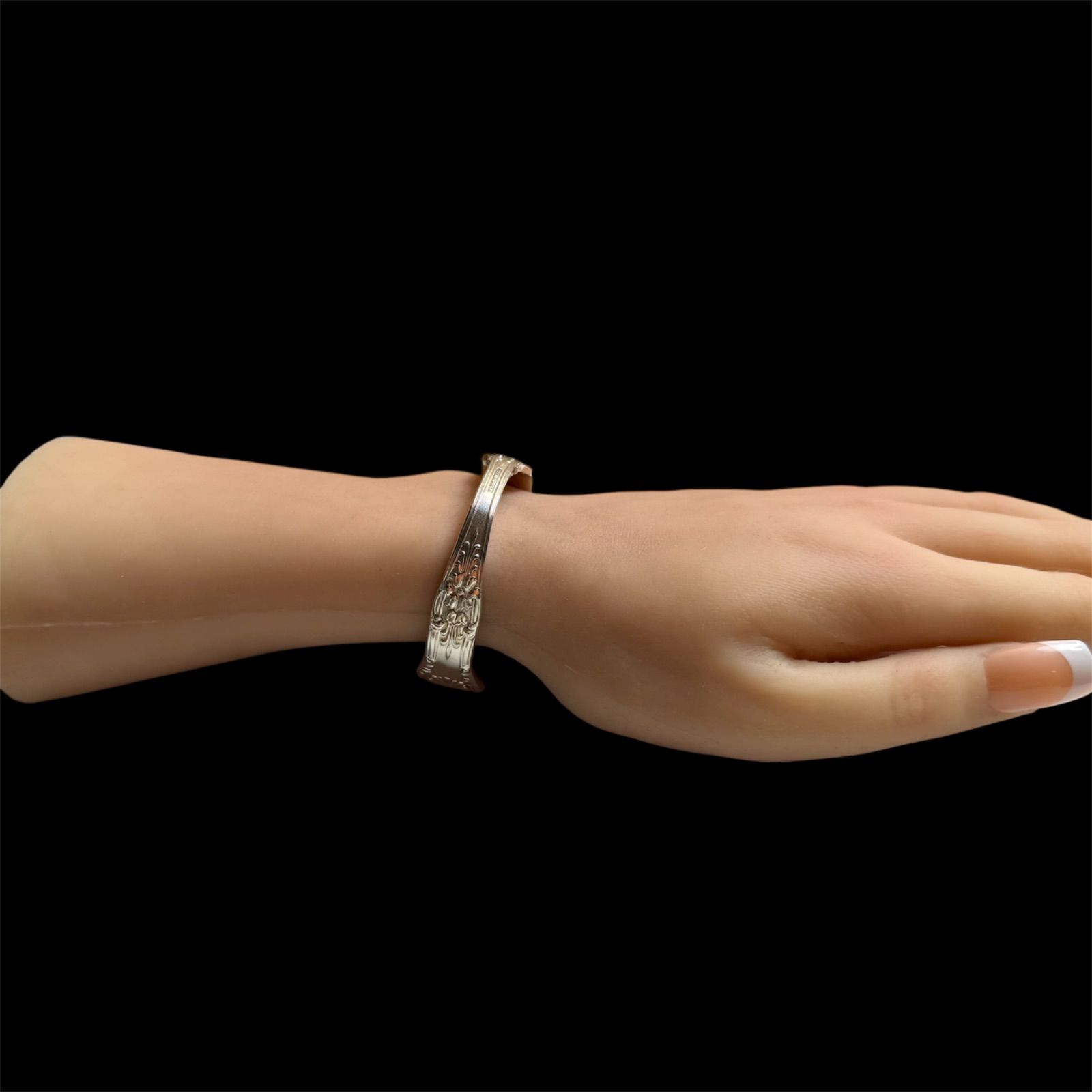 TIFFANY&Co. ティファニー　バングル　ブレスレット　カフ VINTAGE】TIFFANY&Co. ティファニー メッシュ バングル 《カフ