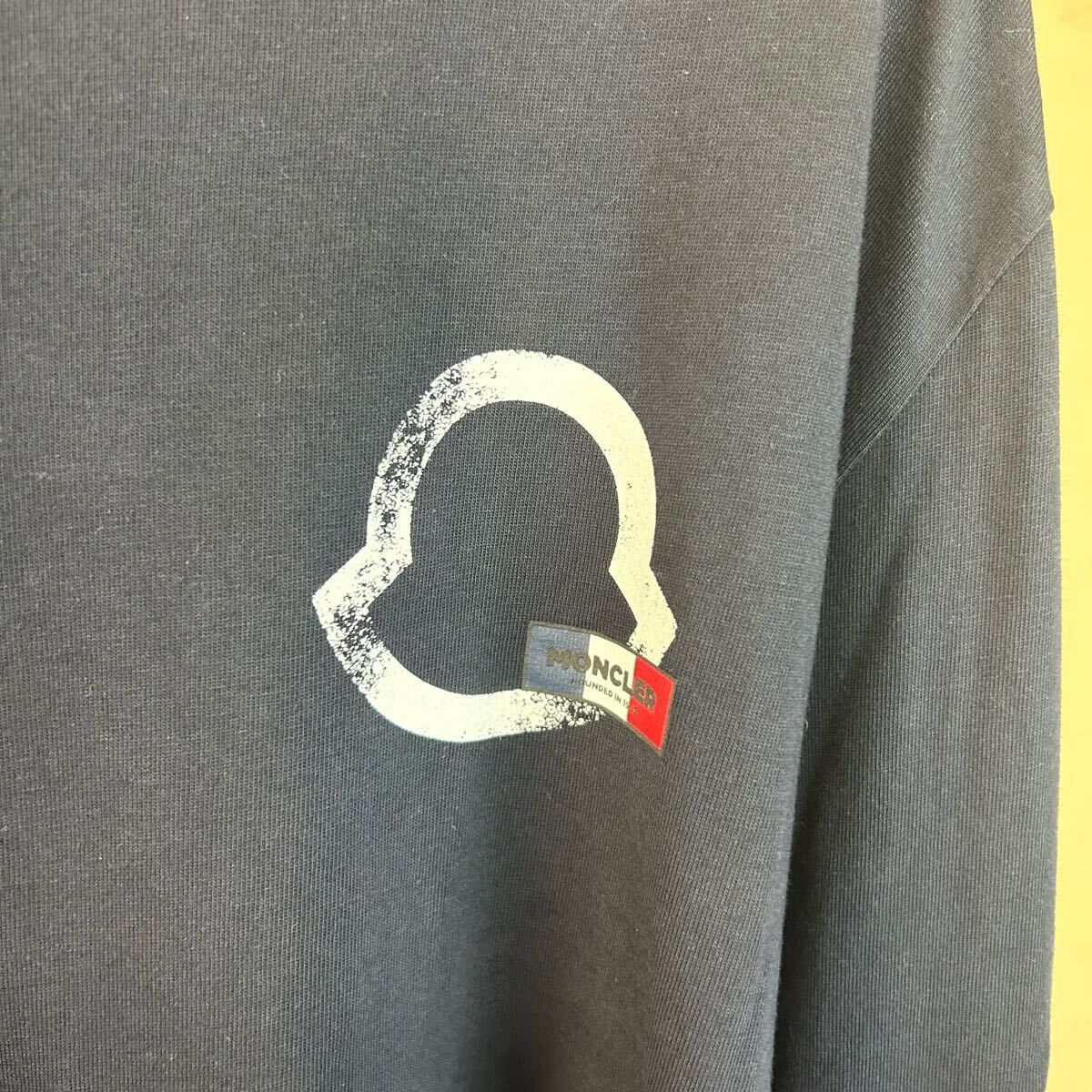 新作極美品】 MONCLERモンクレールロンT長袖TシャツネイビーXL - メルカリ