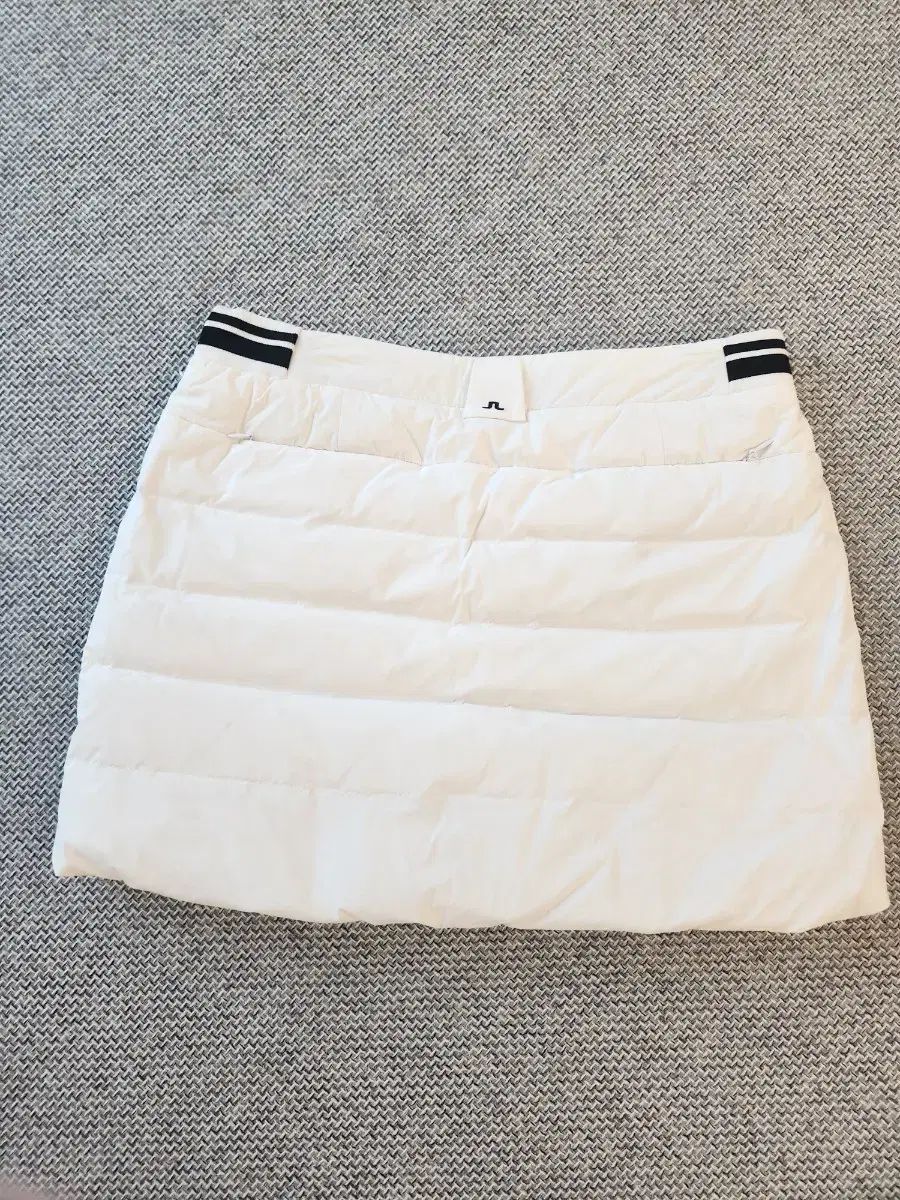 ダウンスカート