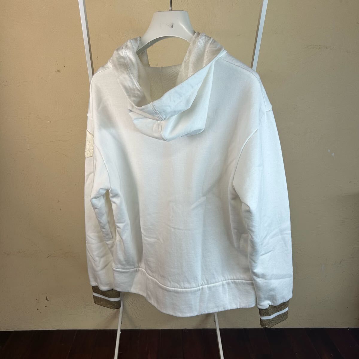 MONCLER モンクレールフードパーカー袖ゴールド白M