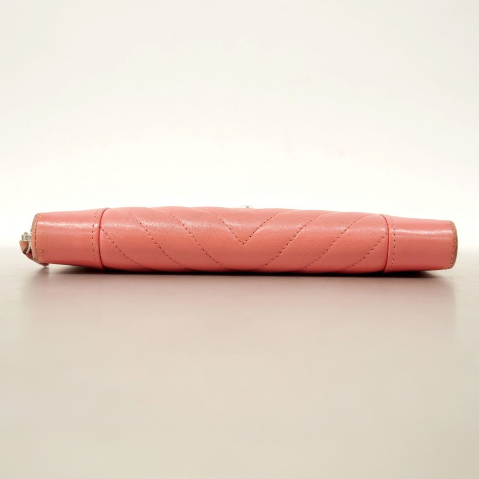 長財布 Vステッチ