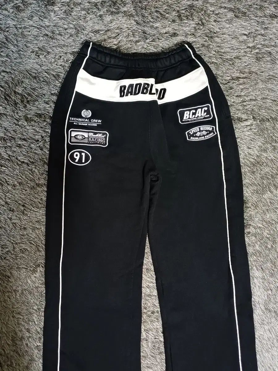 55 66 BADBLOOD 91 ワイド スウェット ジョガーパンツ バッドブラッド レディース