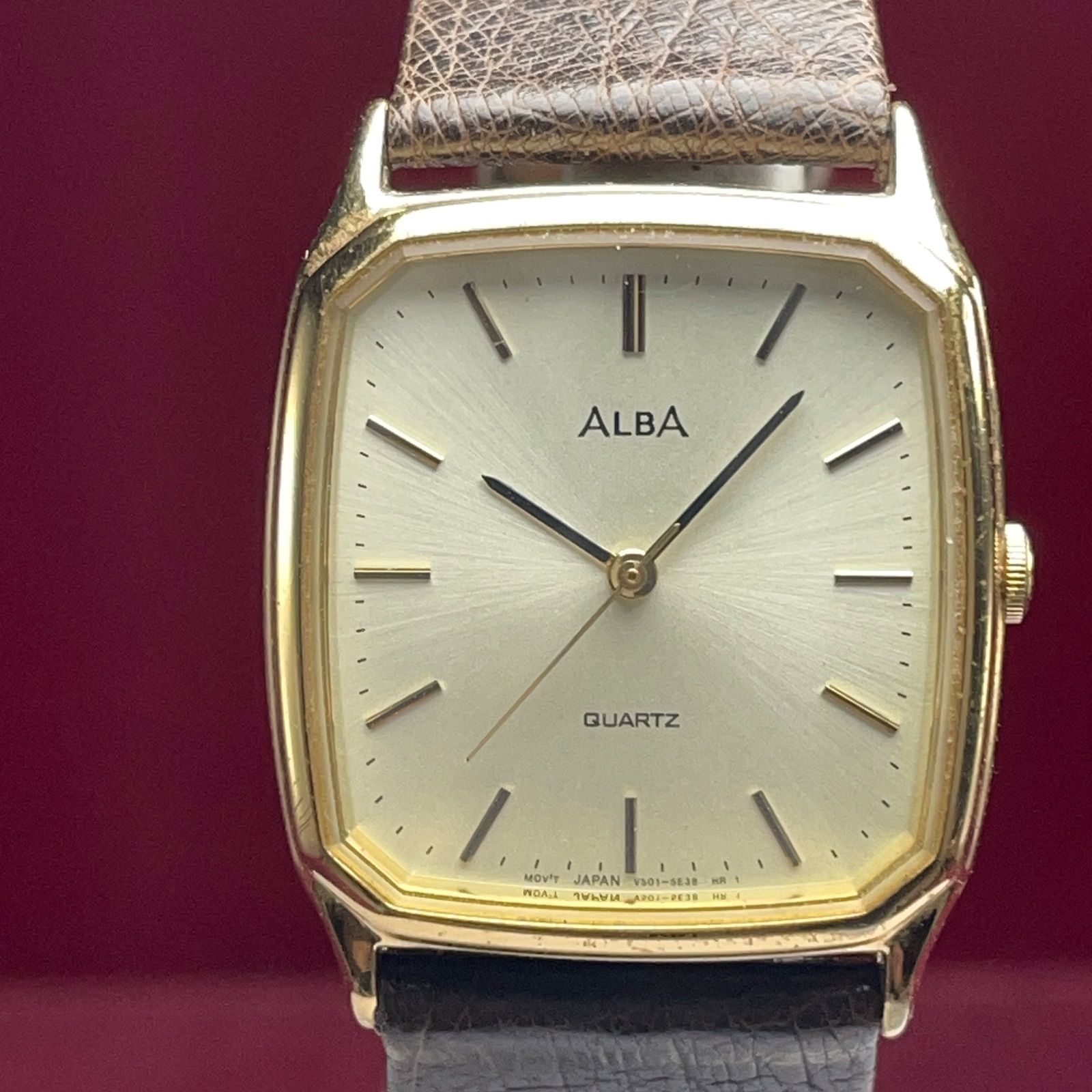 1992年製 SEIKO ALBA 日本製 QZ 電池交換済 レクタンギュラー