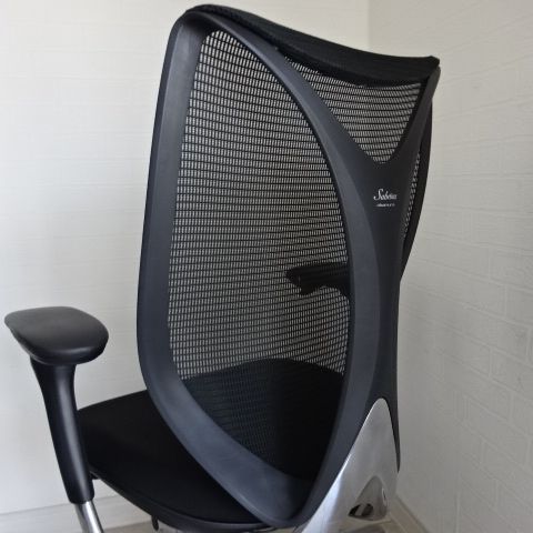  オカムラ サブリナ スマートオペレーション チェア 可動肘 黒色 フットレスト付きゲーミング オフィスチェア ワークチェア 椅子 チェア