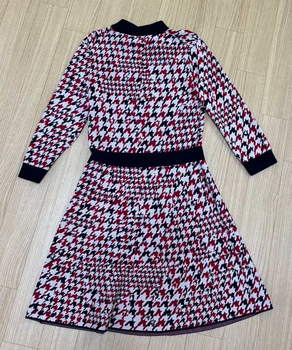 TOMMY HILFIGER トミーヒルフィガー ミディ ONE PIECE