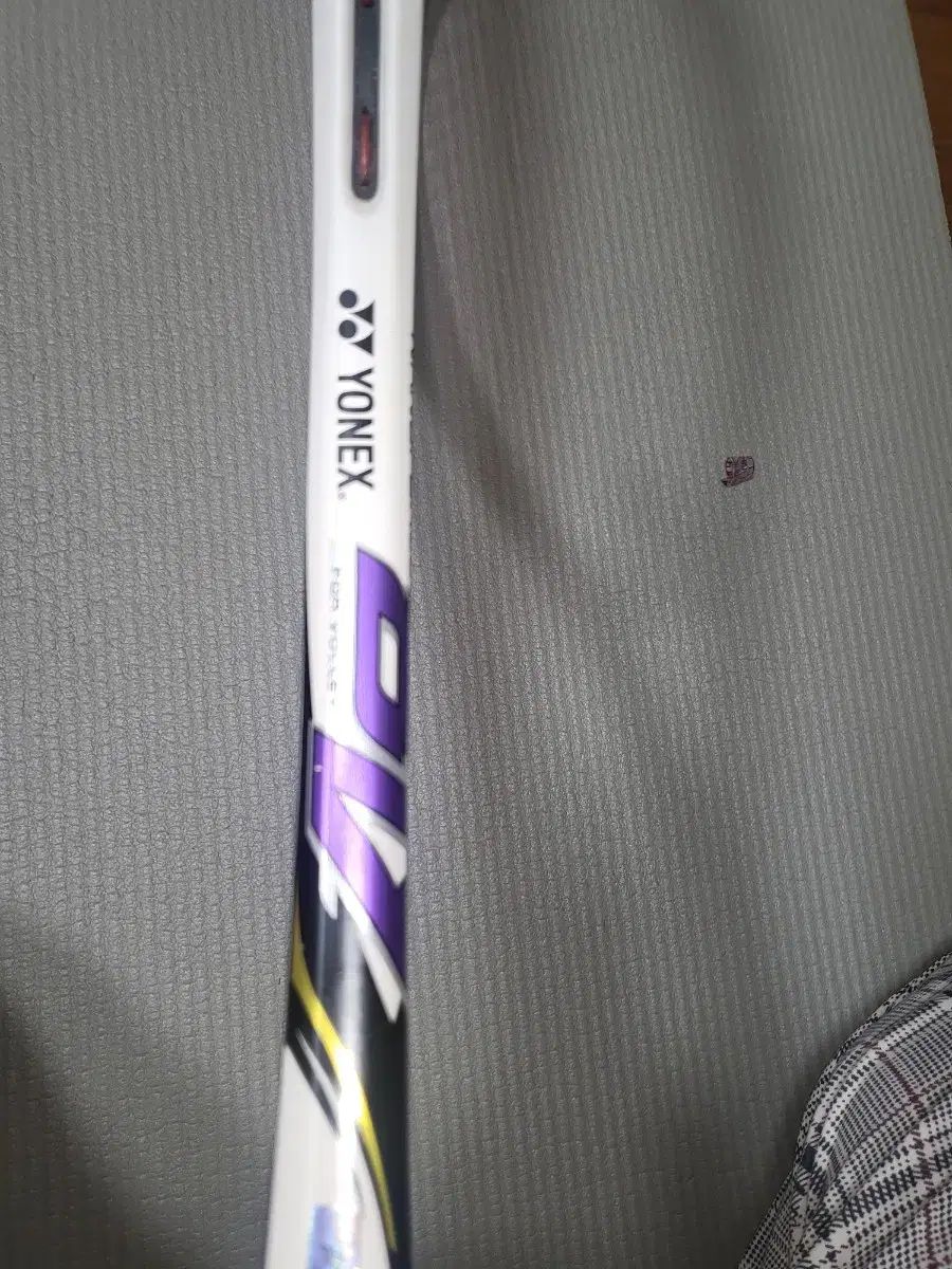 8 Vテニスラケット