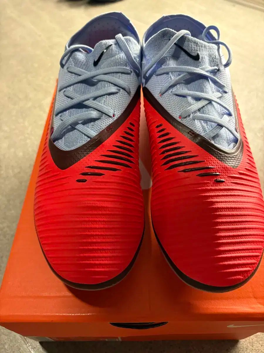 ナイキ ファンタム6 プロ AG 260mm