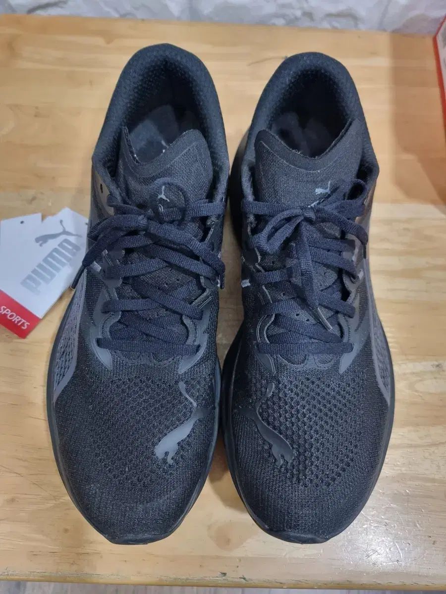 プーマ ランニングシューズ ディビエイト ナイトロ3 ワイド ブラック 285