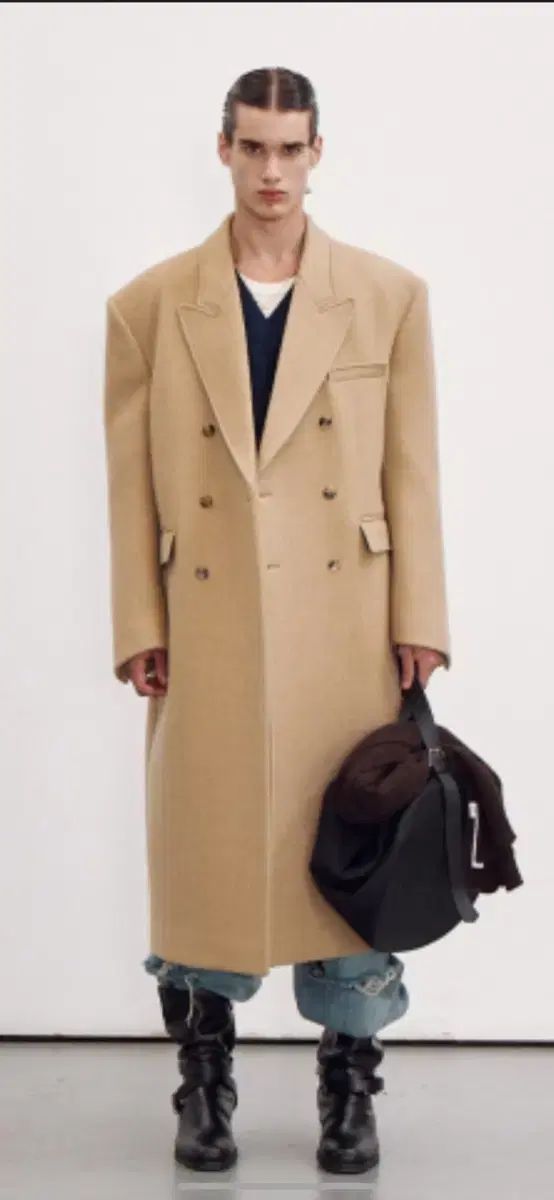 レクト ロバーフェルト ベージュ コート Lサイズ