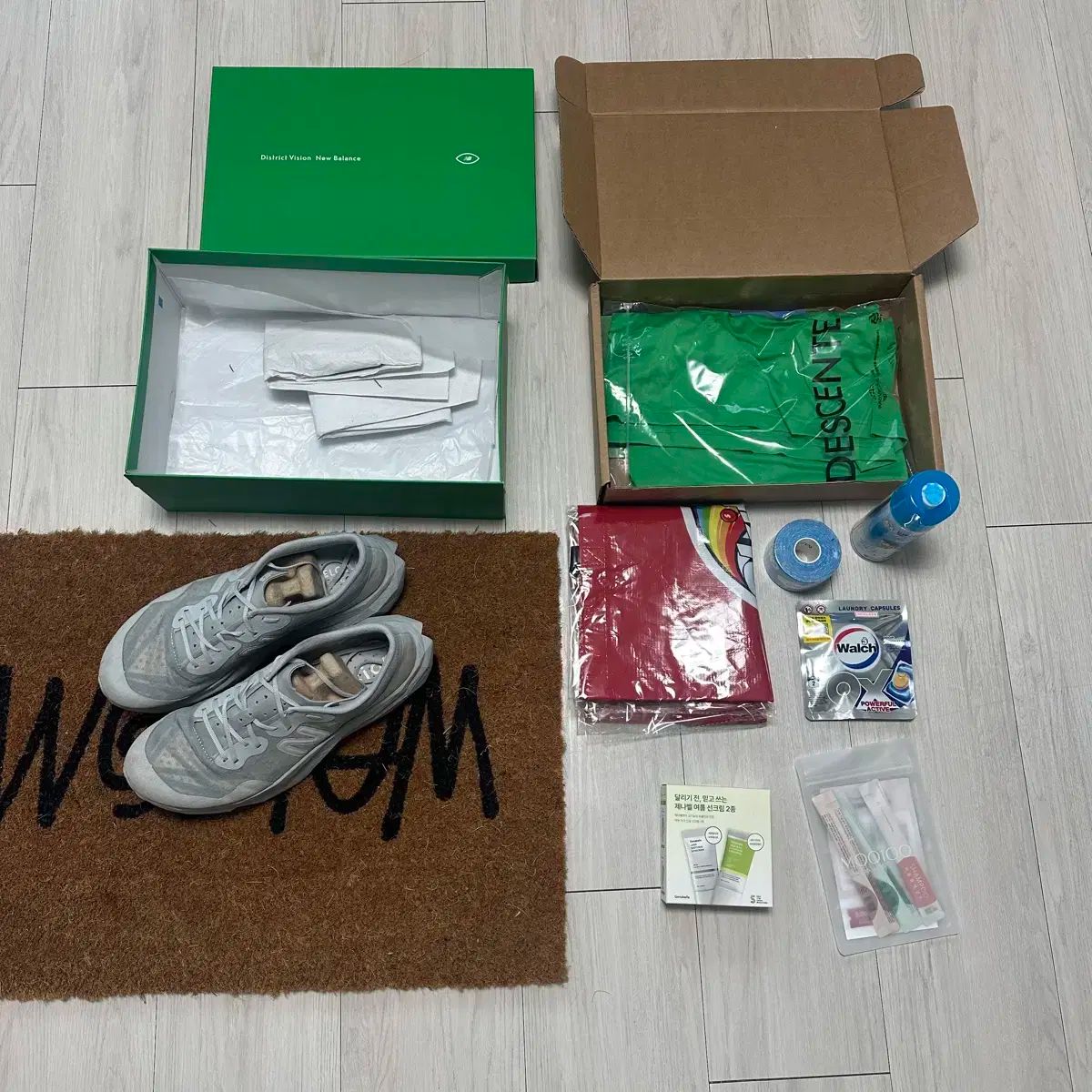 295 ディストリクトビジョン x ニューバランス SCエリート v4 ジェマ Tシャツ 1