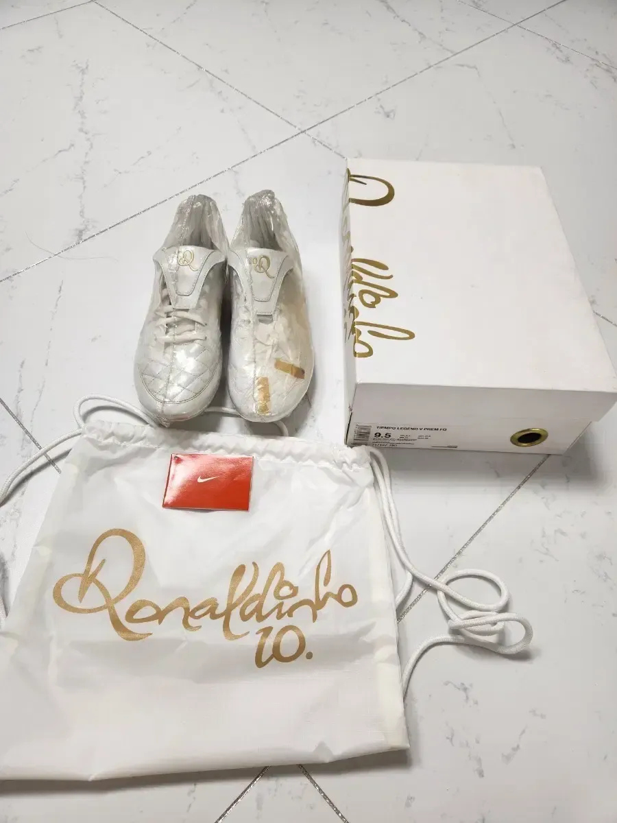 2025年最新】ロナウジーニョ ティエンポの人気アイテム - メルカリ