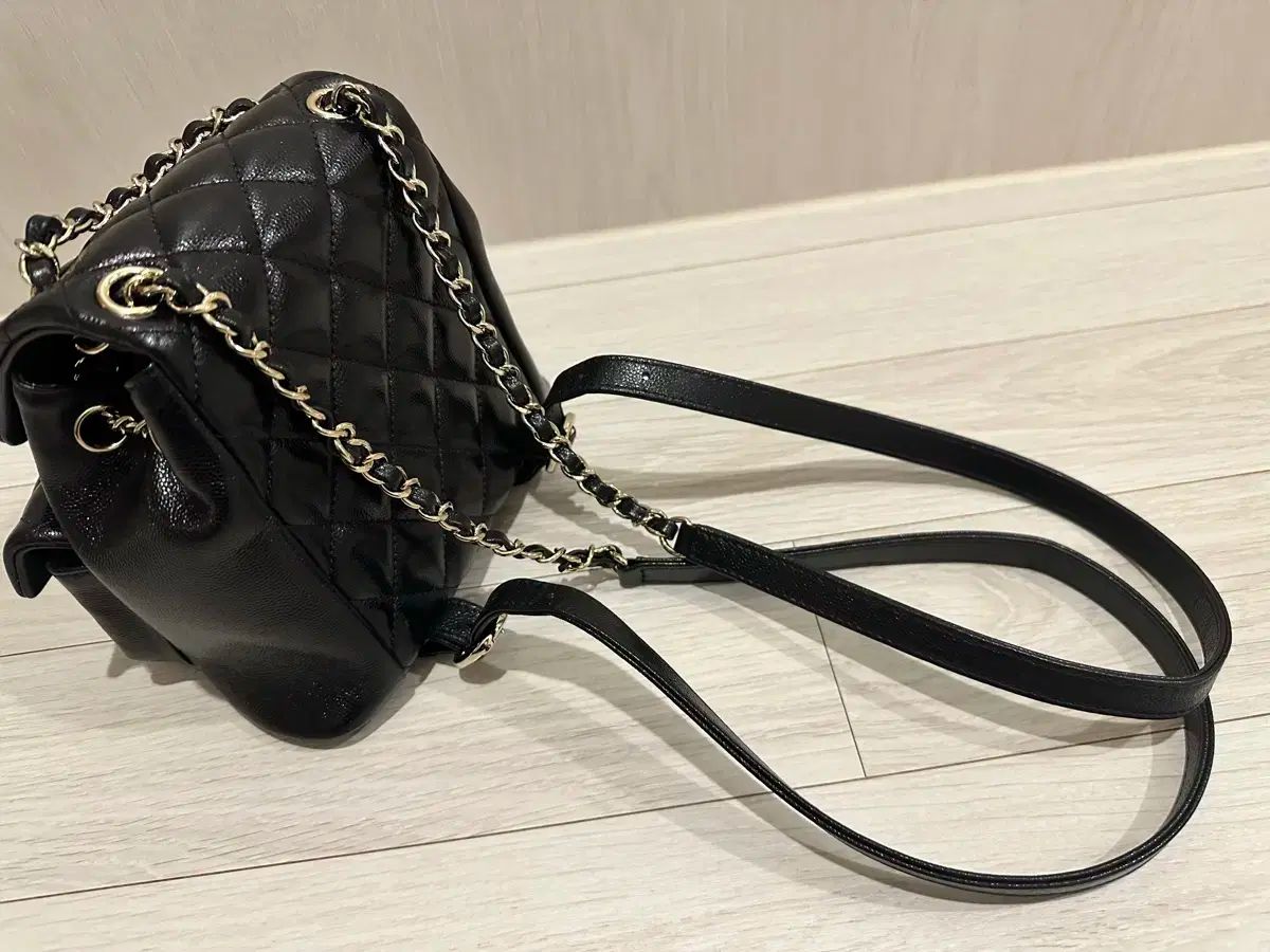 CHANEL シャネル